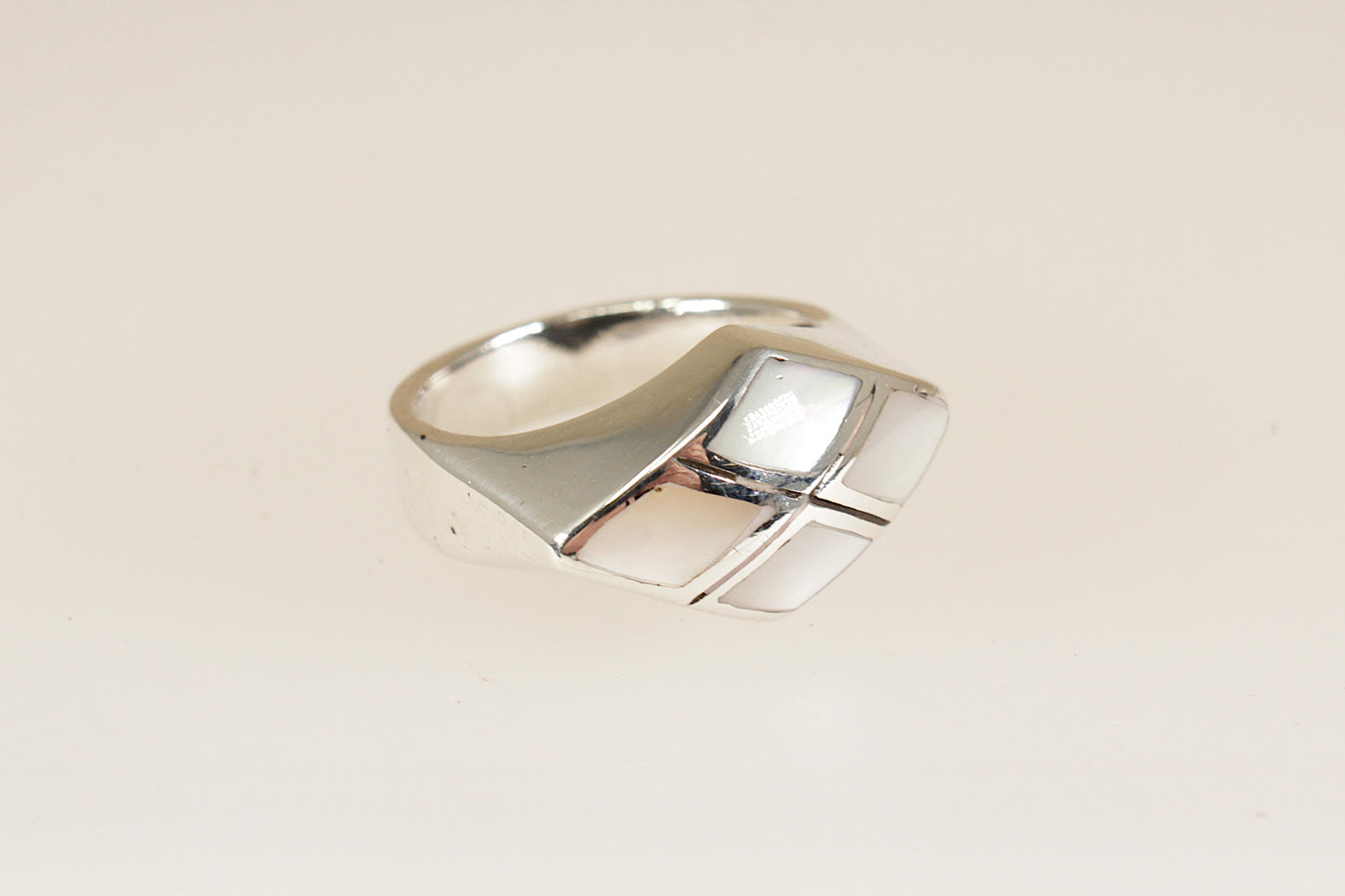 Silver Mother of Pearl Ring