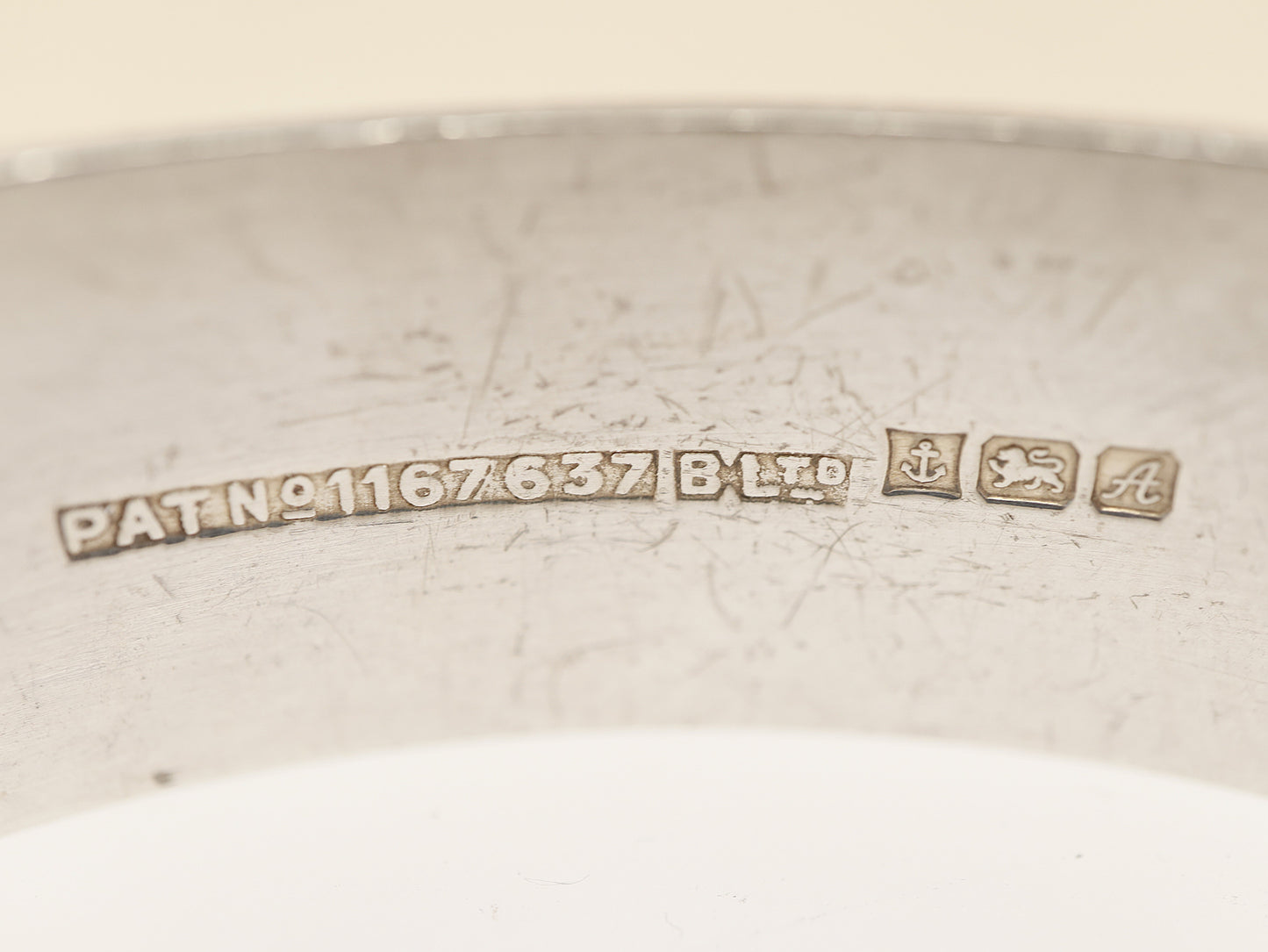 Vintage Solid Silver Hinged Bark Effect Bangle Bracelet