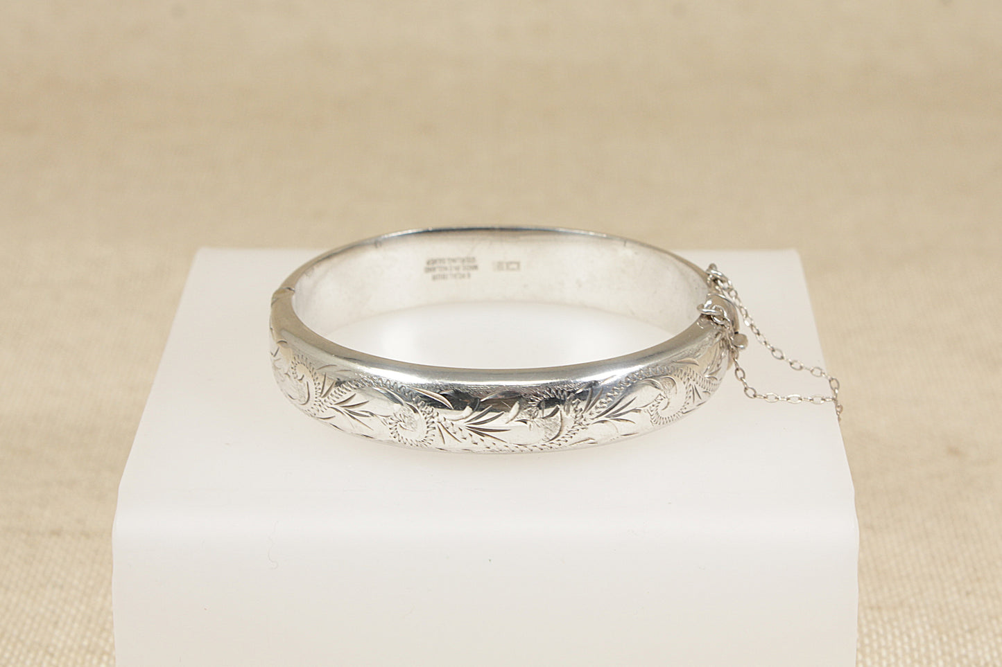 Vintage Silver Hinged Bangle
