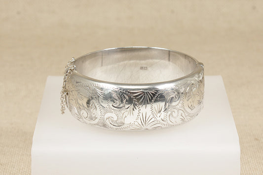 Vintage Silver Hinged Cuff Bangle