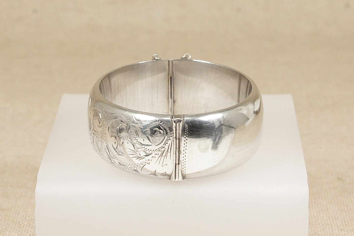 Vintage Silver Hinged Cuff Bangle