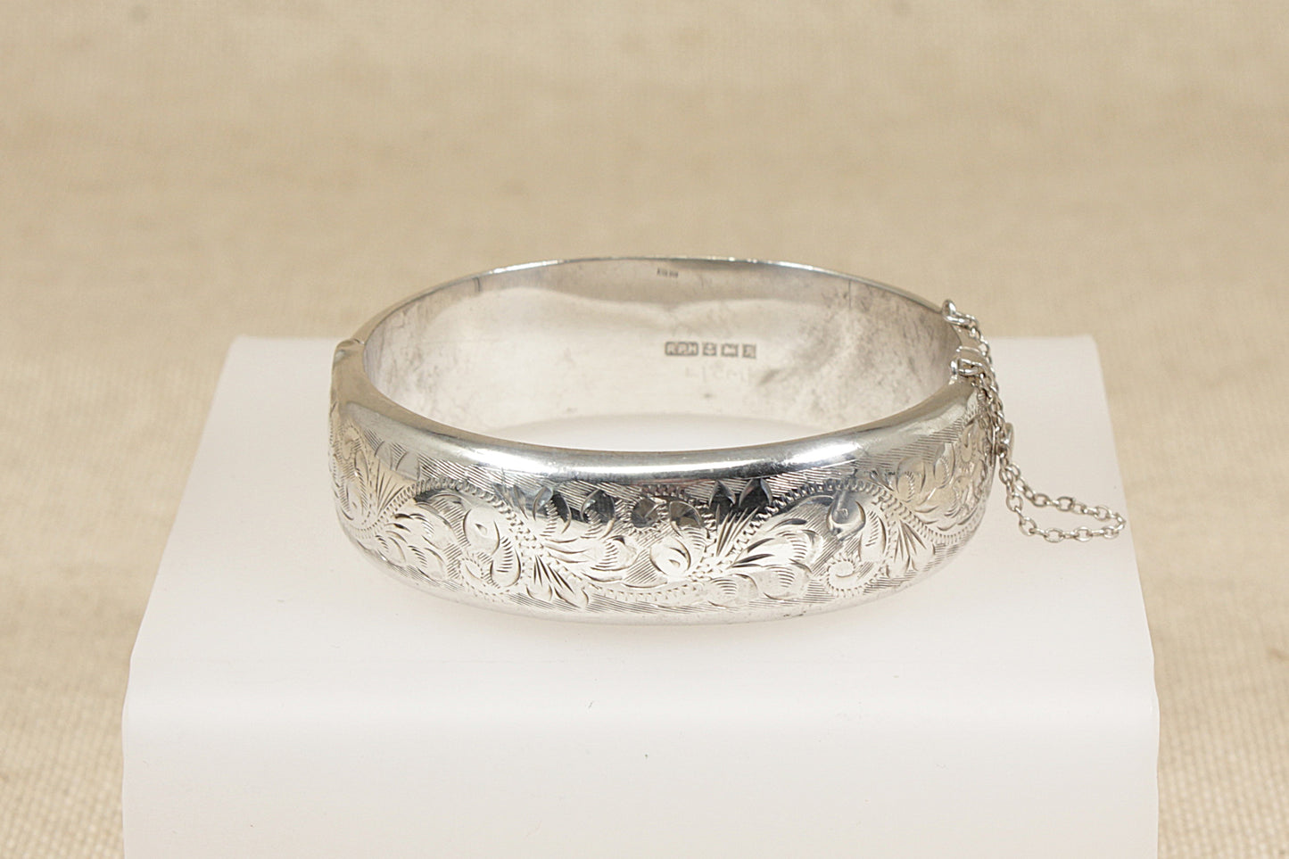 Vintage Silver Hinged Bangle