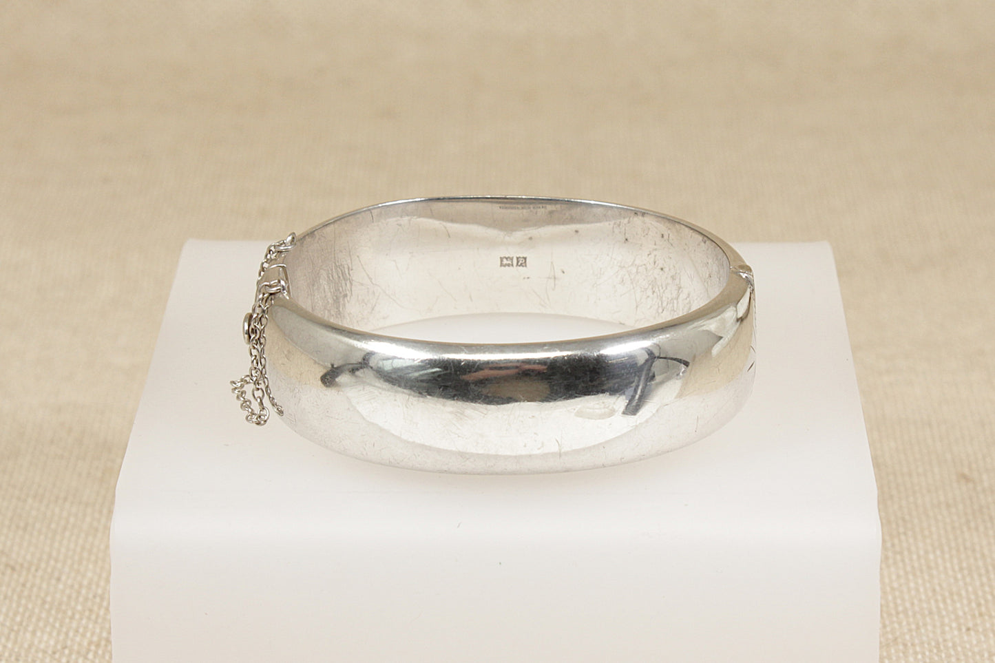 Vintage Silver Hinged Bangle
