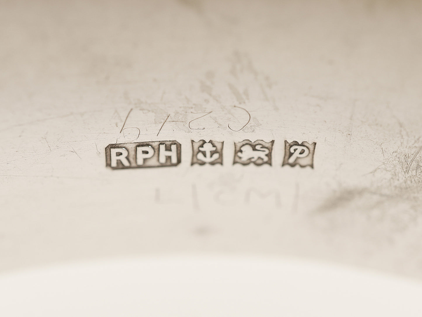 Vintage Silver Hinged Bangle