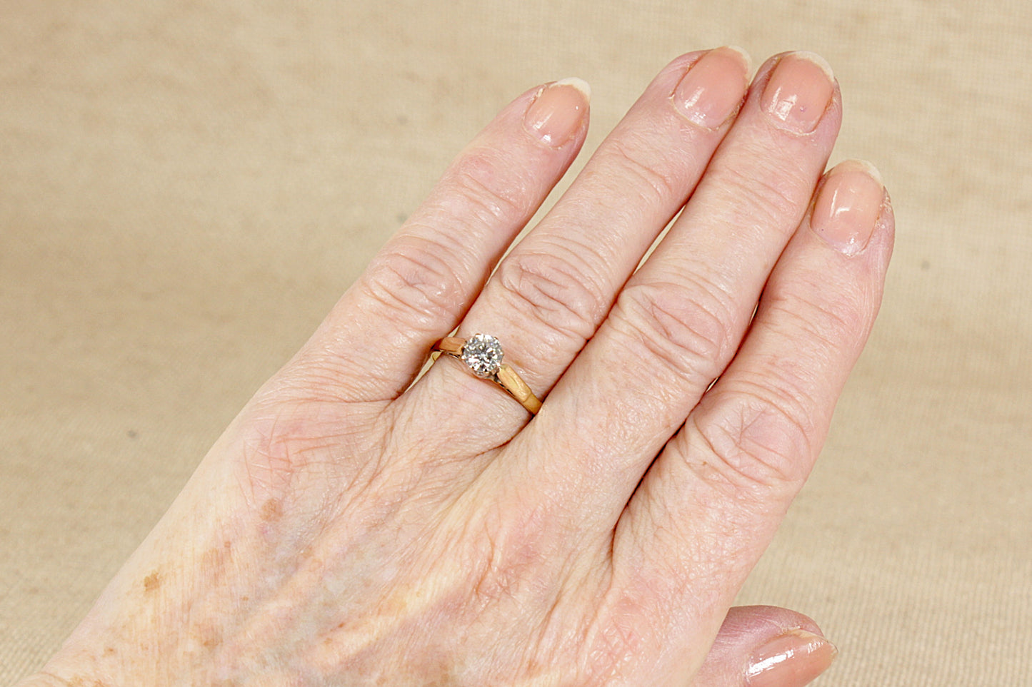 18ct Gold Diamond Solitaire Ring