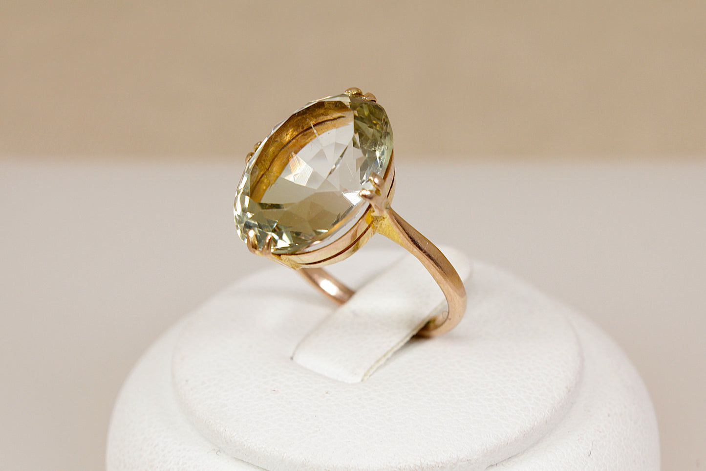 Vintage 9ct Gold Lemon Citrine Solitaire Ring