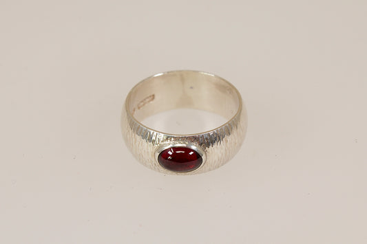 Vintage Silver Garnet Ring with Bark Effect Band
