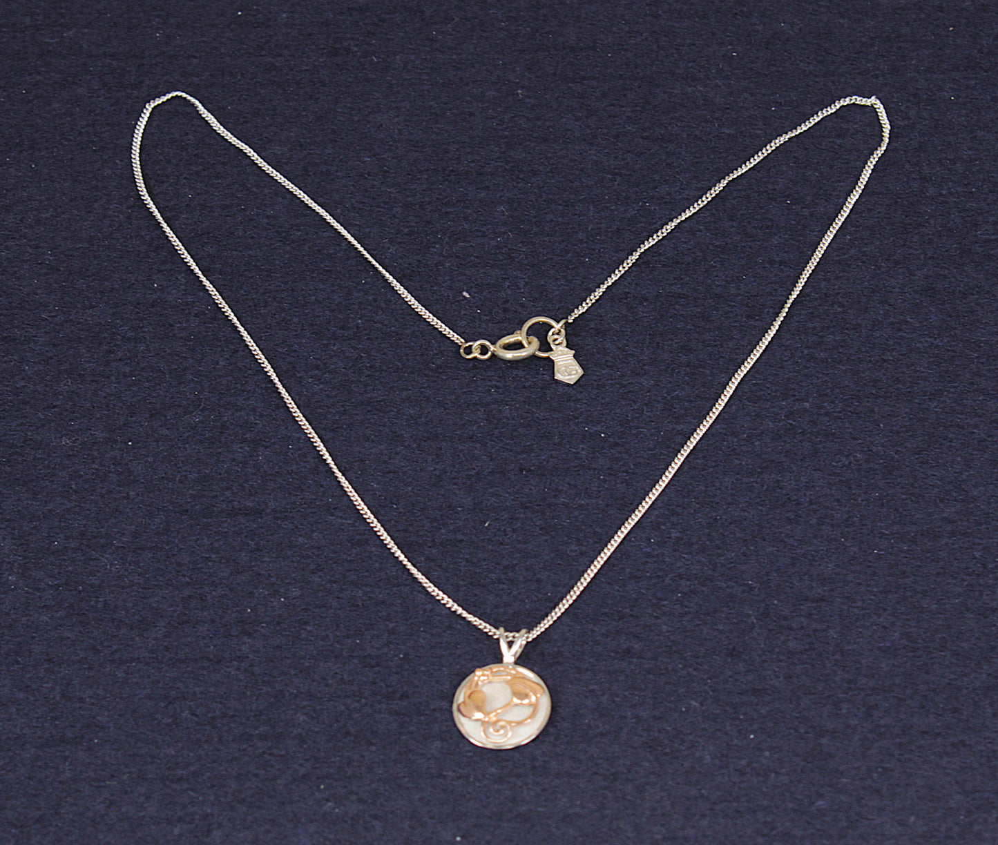 Stylish Silver & Gold Welsh Clogau Pendant Necklace