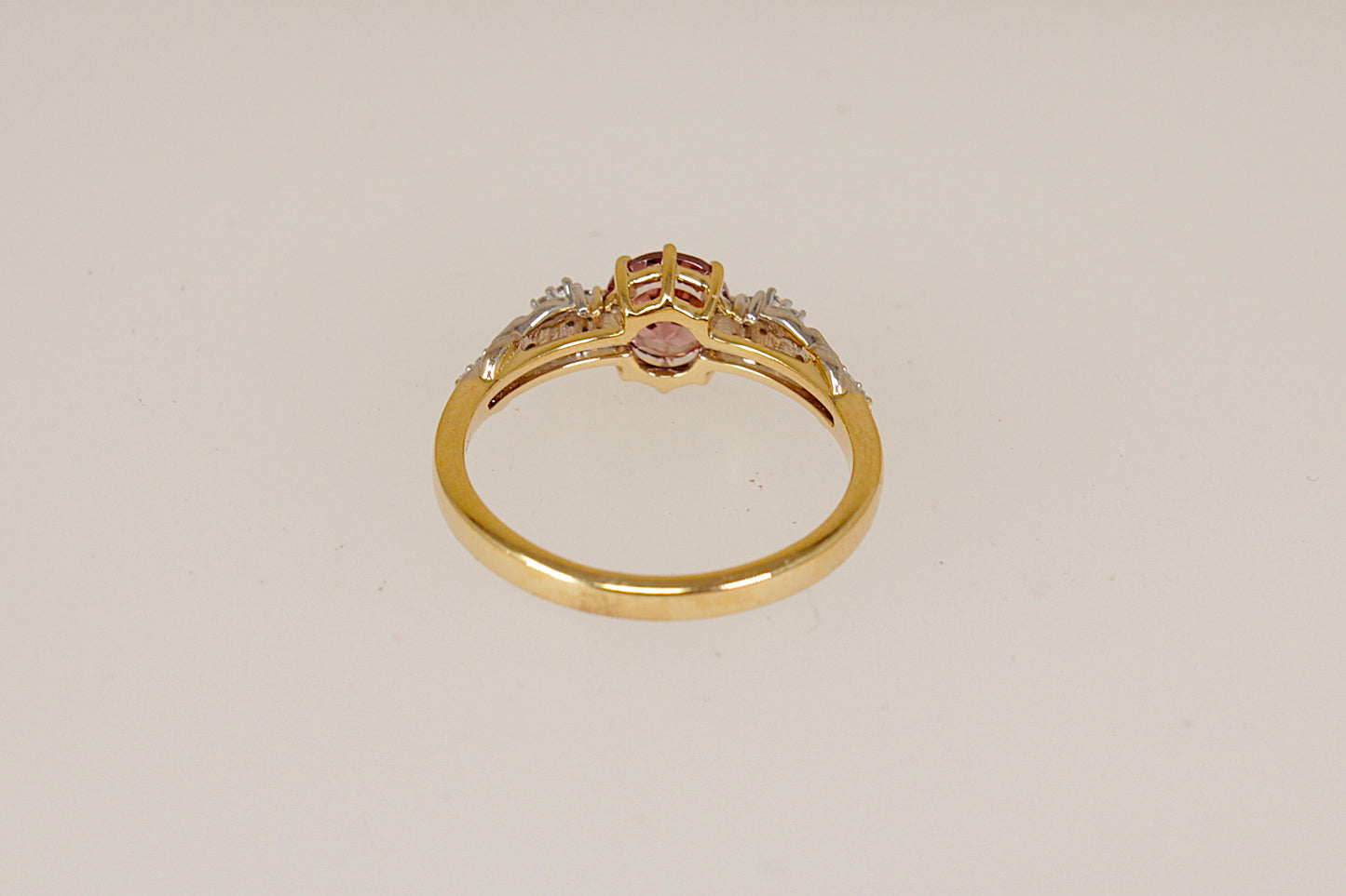 Beautiful 18ct Gold Pink Tourmaline & Diamond Ring