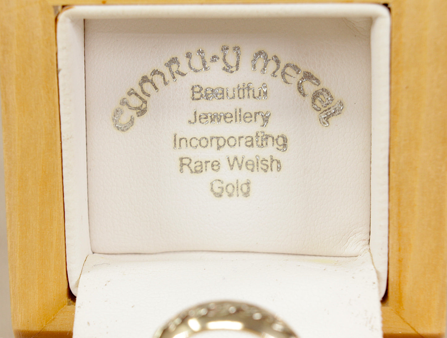 9ct Welsh Gold ‘Woven Lives’ Wedding Band