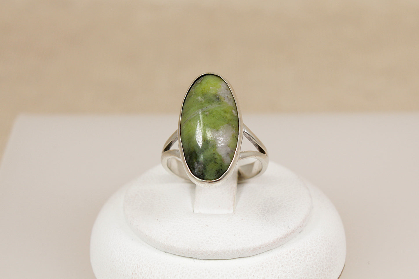 Vintage Silver & Green Agate Ring