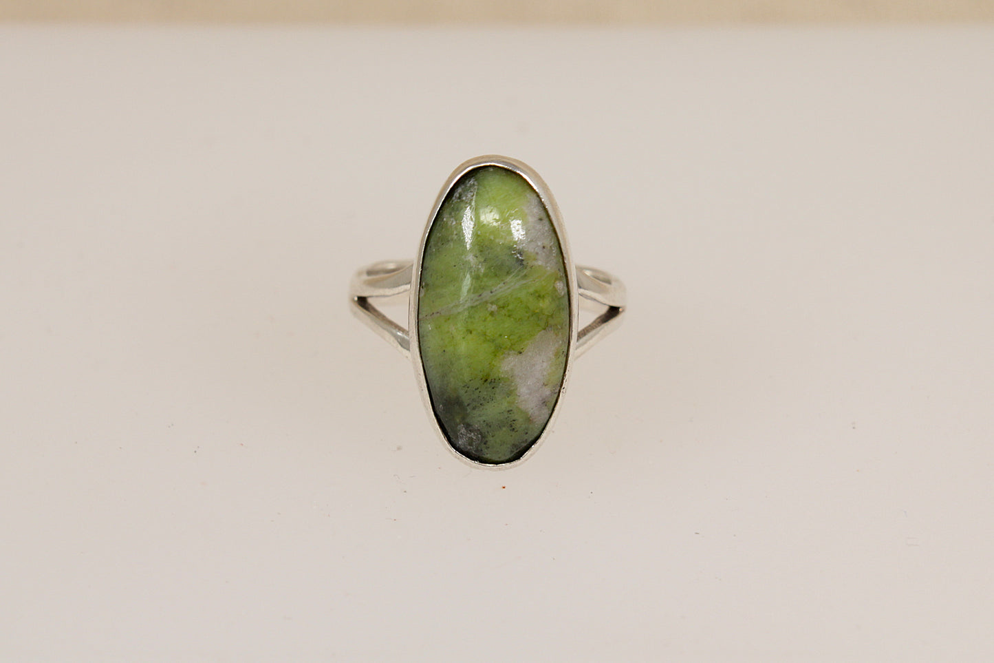 Vintage Silver & Green Agate Ring