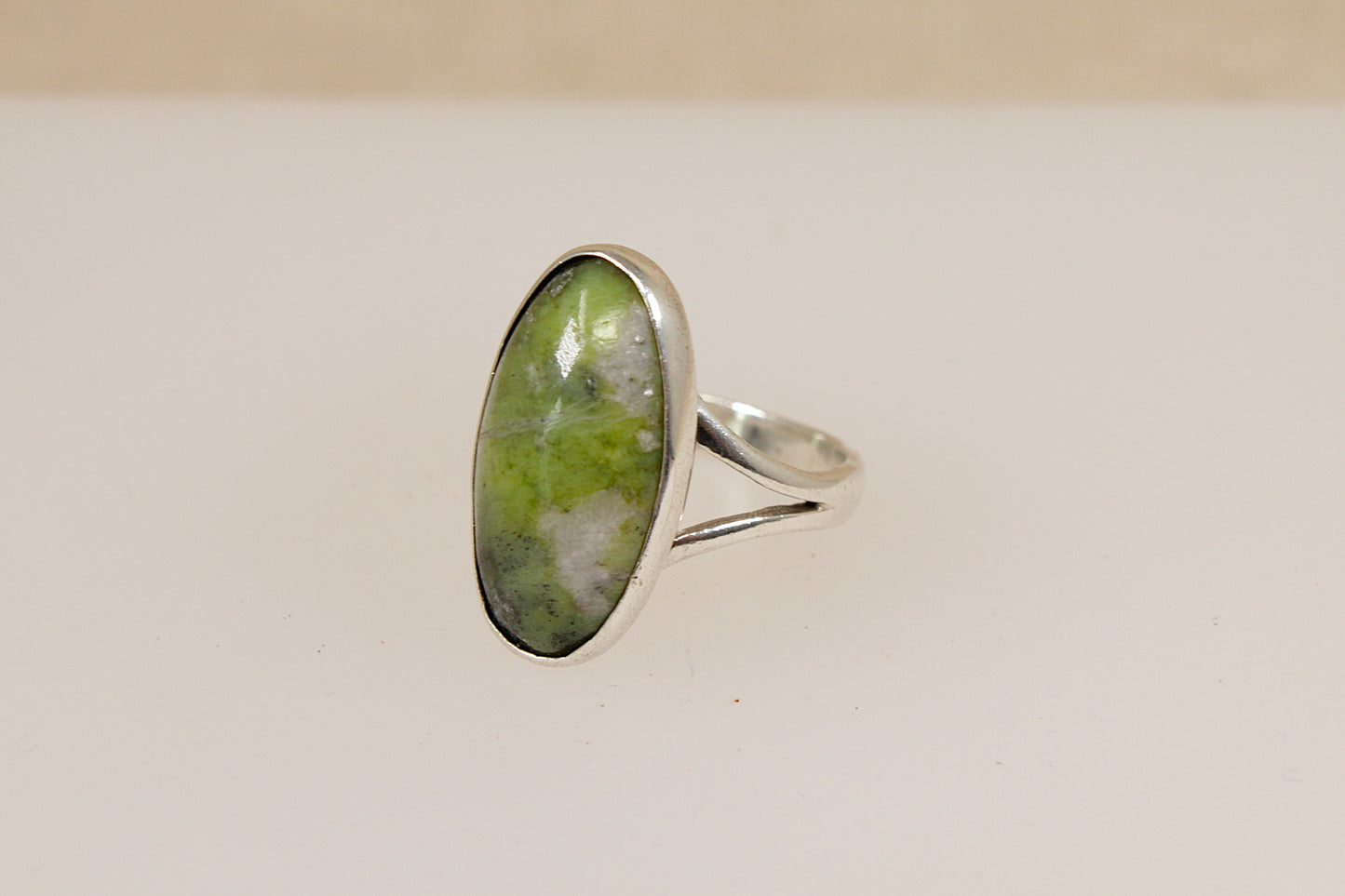 Vintage Silver & Green Agate Ring