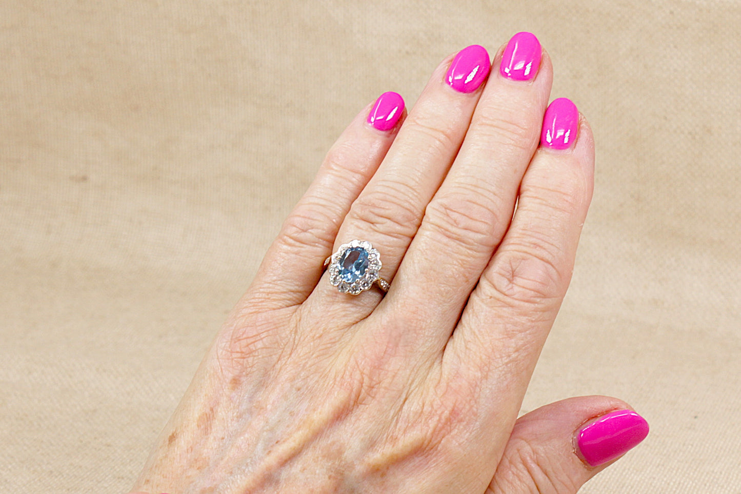 Pretty 9ct White & Yellow Gold Blue Topaz Cluster Ring