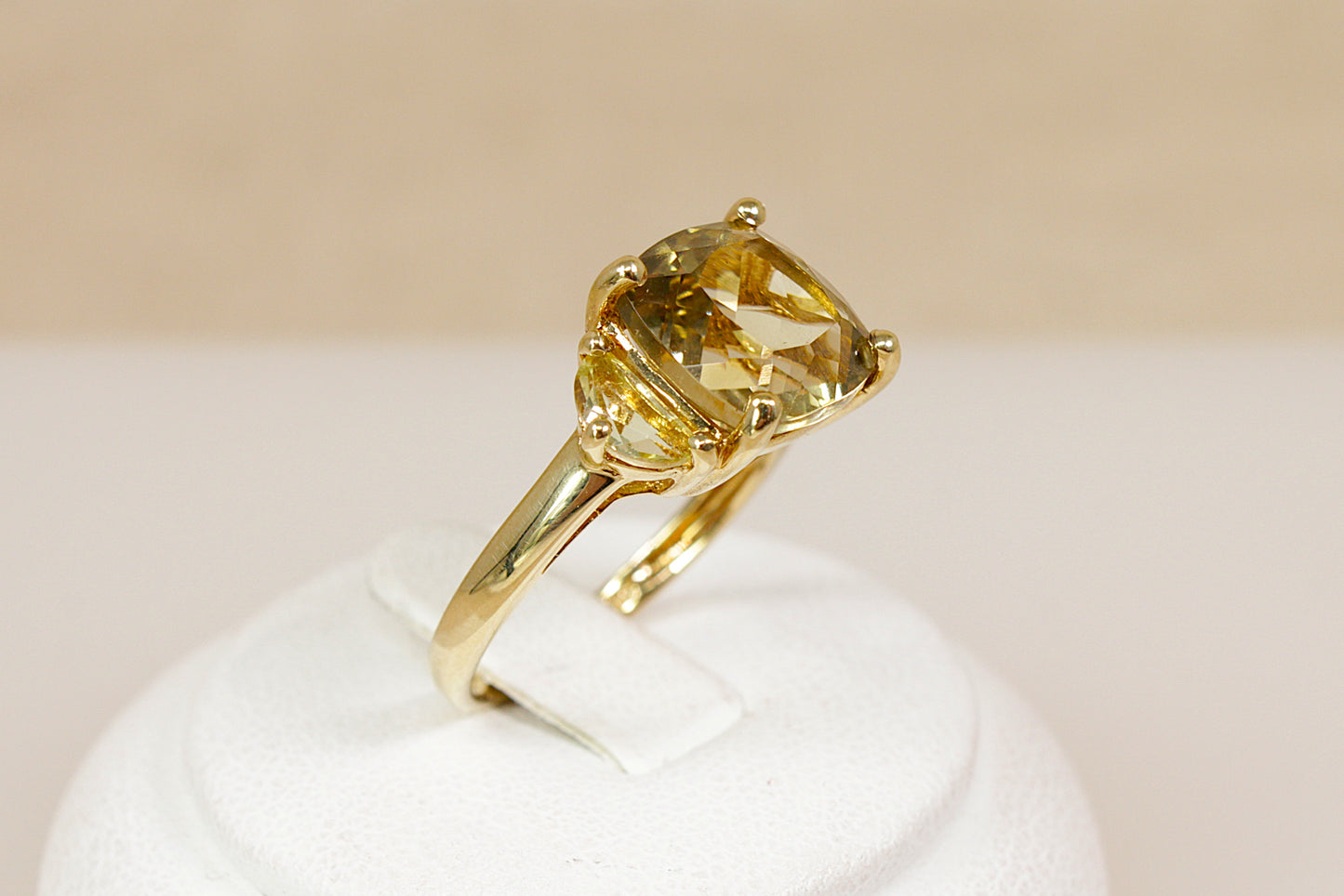 Striking 9ct Gold Honey Citrine Statement Ring