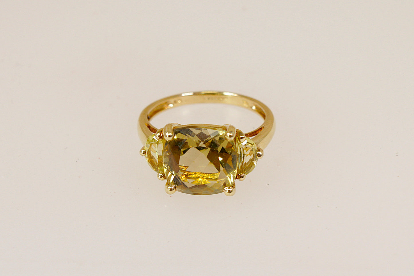 Striking 9ct Gold Honey Citrine Statement Ring