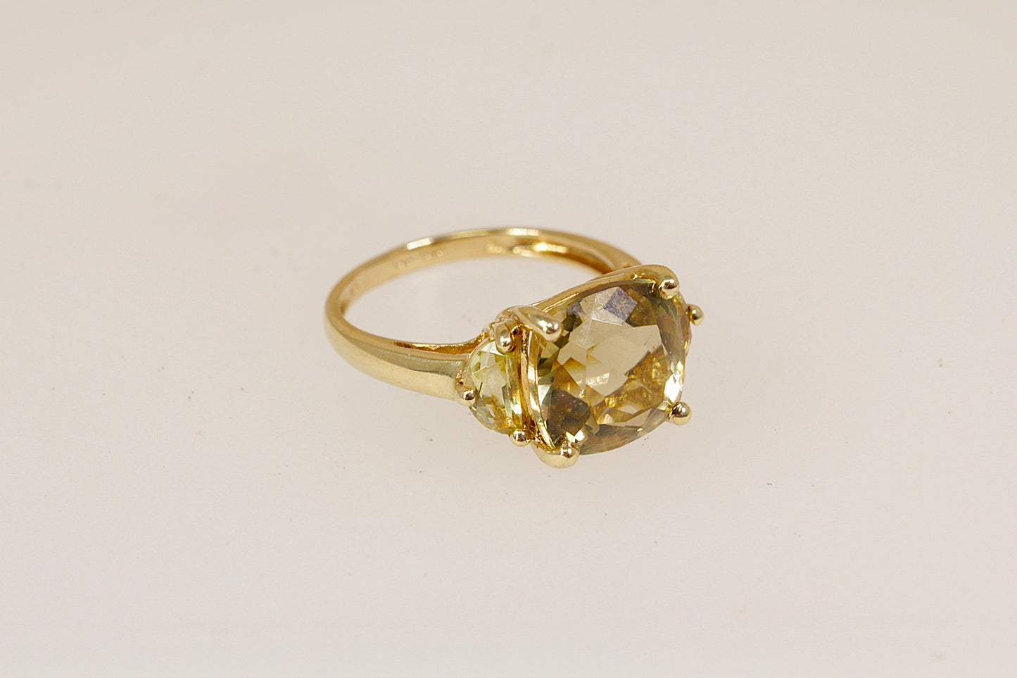 Striking 9ct Gold Honey Citrine Statement Ring