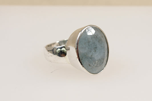 The main feature of this stunning Silver ring is a large oval cabochon cut faceted misty blue quartz gemstone, that is bezel set in a high sided setting 
It is in excellent condition and inside the band it is stamped 925 for sterling silver, UK Finger size: Q